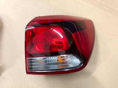 Kia rio v 2017- лампа права задня фото №1