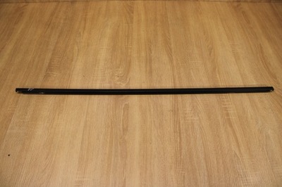 Молдинг уплотнитель дверь правый перед chevrolet orlando фото №1