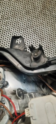 Лампа передня mercedes vito 20a464b фото №1