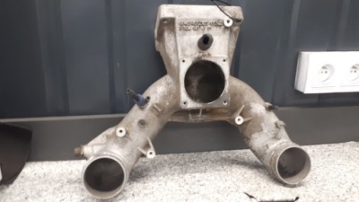 Коллектор впускной  mercedes e w124 r1041414101 1992r. фото №1