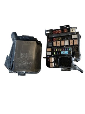 Hyundai i40 2013 рамка / модуль предохранителей фото №1