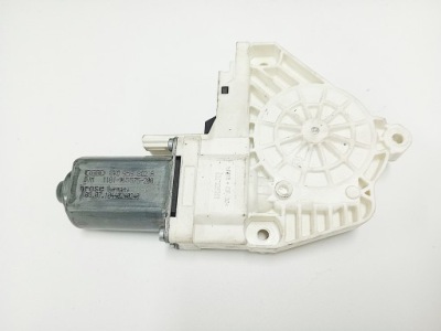 Моторчик стекло audi оригинальный номер 8k0959802a фото №1