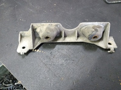 Opel meriva b кронштейн глушника фото №1