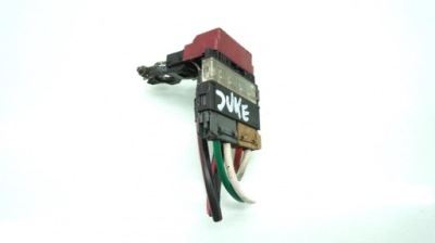 Nissan juke f15 клема плюсова фото №1