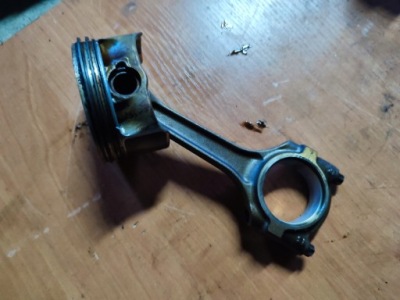 Поршень з шатун шатун opel z18xer 80.460 фото №1