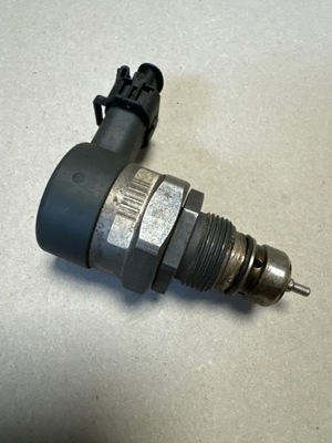 BMW E60 E53 E87 E90 E83 SENSOR PRESSURE FUEL 0281002507  