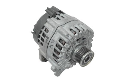 Audi a4 a5 рестайлинг  2,0 tdi генератор 04l903024a фото №1