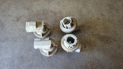 Ford focus mk1 - цоколь лампочка лампи задня фото №1