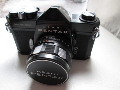 PENTAX SPOTMATIC CZARNY Z OBIEKTYWE TAKUMAR 1,8/50