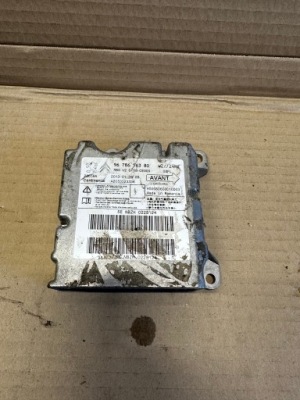 Модуль подушка безопасности 9678656380 peugeot 508 i датчик подушек фото №1