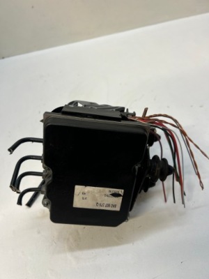 Насос abs audi a4 b8 8k0907379q фото №1