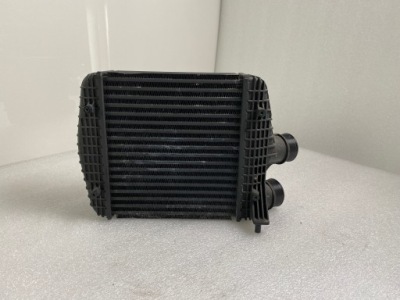 Интеркулер правый maserati quattroporte sq4 2017- фото №1