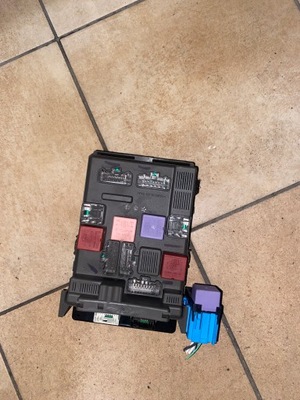 Коробка модуль bsi renault laguna ii 05-07 518856125 фото №1