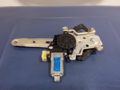 Hyundai i10 i 5d подъемник задний левый 83401-0x010 фото №1