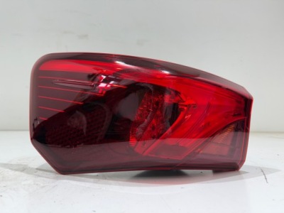 Toyota avensis t27 t29 рестайлинг  фонарь  задняя левая задний  led фото №1