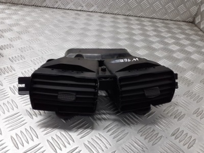 Решітка середня обдув mercedes w168 1688300054 фото №1