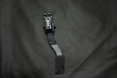 Потенциометр педаль газа vw passat b8 5q17253503h фото №1