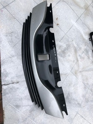 Перед передня частина решітка радіатора решітка радіатора renault laguna ii 2 фото №1