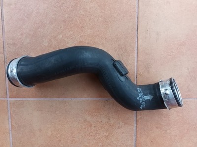 Wąż труба інтеркулер mercedes w203 a2035282082 фото №1