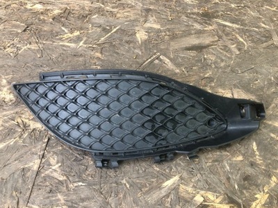 Решітка бампера ліва перед a klasa mercedes w176 a1768850322 фото №1