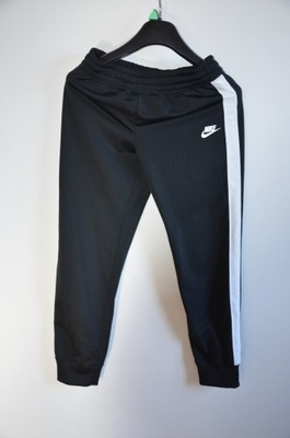 nike spodnie 12-13 lat 146 - 156 cm czarne