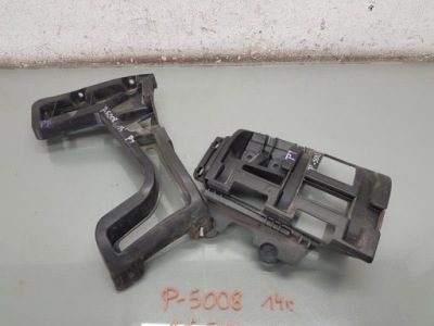 Направляющая бампера правый задняя peugeot 5008 9686247680 фото №1