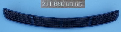 Решітка впуск капот mercedes e 211 w211 2118800005 фото №1