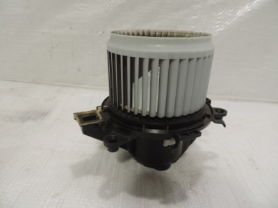 Вентилятор повітродувка обігрівача opel combo e citroen berlingo iv фото №1