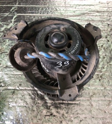 Вентилятор обдув chrysler ay166100-0361 повітродувка voyager фото №1