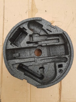 Skoda octavia ii вкладыш пенополистирол багажника фото №1