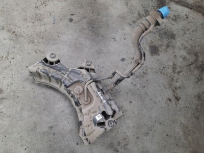 Clio v 1.5bdci бак насос adblue фото №1