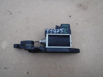 Замок бардачка пасажира bmw e70 70p1367 фото №1