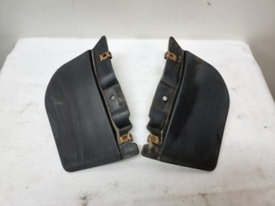 Audi бризковик задня комплект 83a853834 фото №1