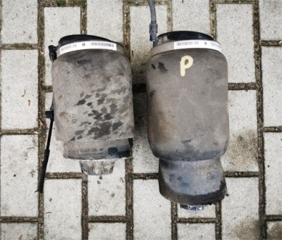 Jeep grand cherokee wk2 подушка левая пневмоподушка задняя фото №1