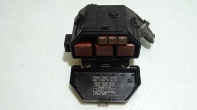 Коробка предохранителей toyota оригинальный номер 82662-42140 фото №1