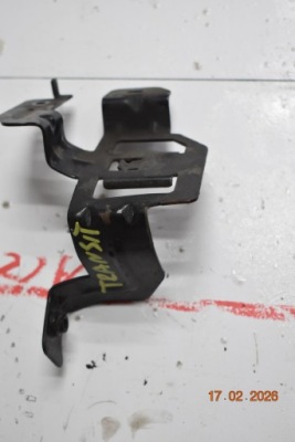 Кронштейн кронштейн заливної оливи ford transit mk8 lift фото №1