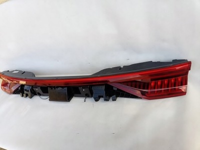 Лампа задня задня накладка audi q8 matrix 4m8945095p фото №1