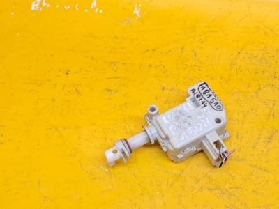 Привід кришка пального golf iv 3b0959782 97-06r фото №1