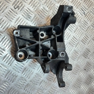 Кронштейн насоса підсилювача audi a6 s6 c6 4f 059145169aa фото №1