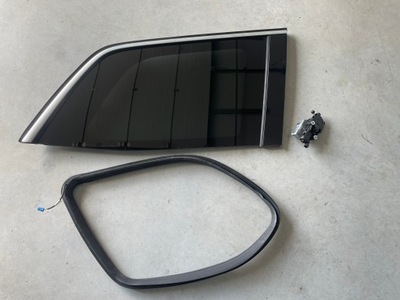 Скло кузовна прокладка права mercedes w166 x166 gl gls фото №1