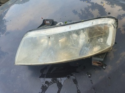 Лампа ліва перед передня fiat stilo 2003r kod 647 фото №1