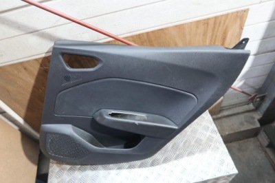 Обшивка оббивка двері правий задня clio v uszk. 829a06266r фото №1