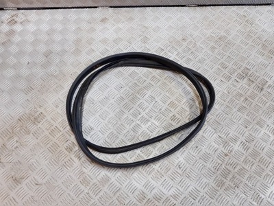 Opel karl прокладка кришки багажника фото №1