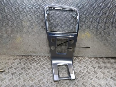 Volvo xc60 защита корпус консоли центральной 1302415 фото №1