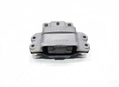 Кронштейн двигуна подушка 1.4 16v golf v 5 2018r фото №1