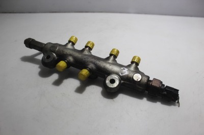 Молдинг впрыскная mazda 5 i 2.0citd фото №1