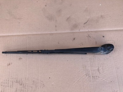 Дворник рычаг крышки багажника audi a4 b5 94-99 фото №1