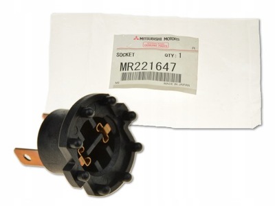 Mitsubishi galant ea 97-03 цоколь разъём лампочка фото №1