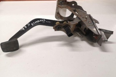 Педаль тормоза nissan primera p12 da09 2.2l дизель 93kw 2002 фото №1