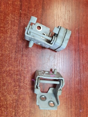 Петля дверь правый перед citroen c3 picasso фото №1